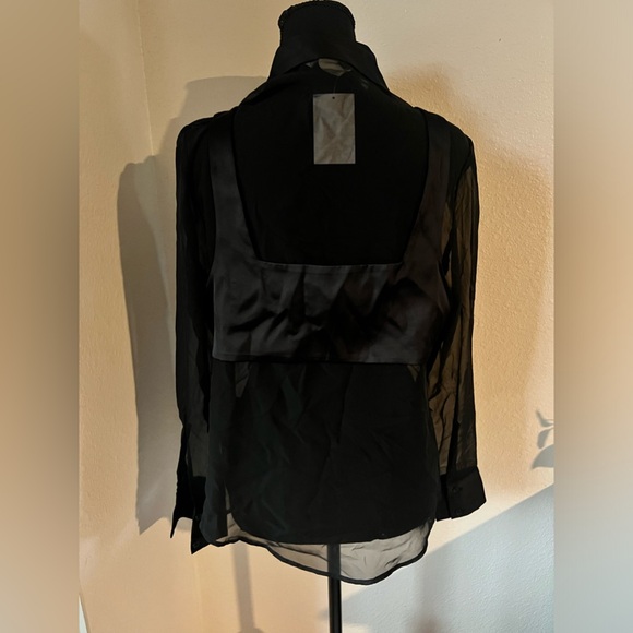 H&M Sheer top with attached crop vest - Picture 4 of 5